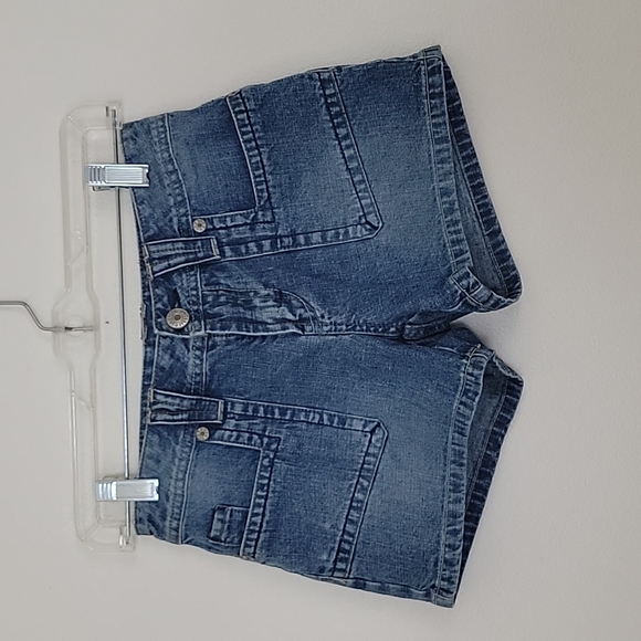 Union Bay Faded Blue Jean Shorts Juniors Size 0 26W - Picture 1 of 10
